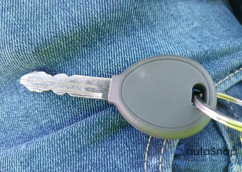 2015 Jeep Patriot Altitude Edition z USA, uszkodzony, nr VIN 1C4NJPBA1FD273774